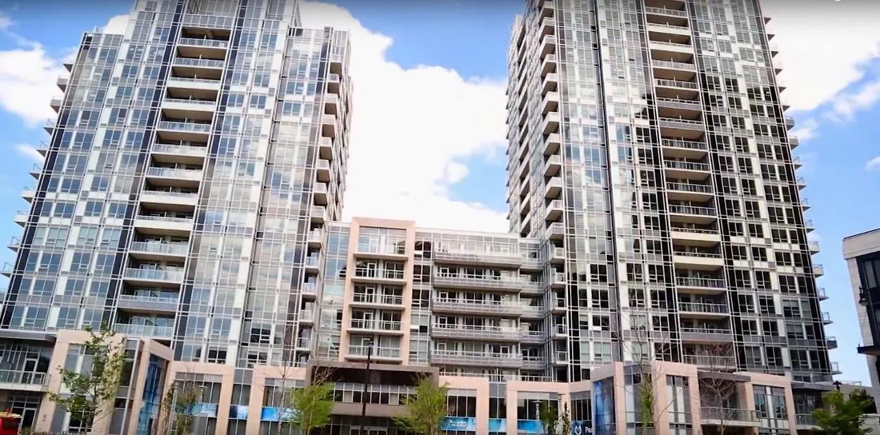 Pelicanstay In Harrison Garden Blvd Toronto