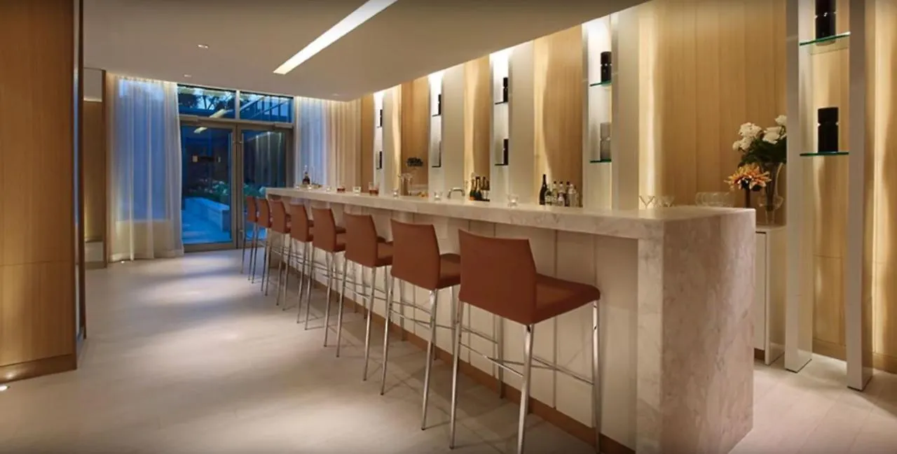 Pelicanstay In Harrison Garden Blvd Toronto Apartment