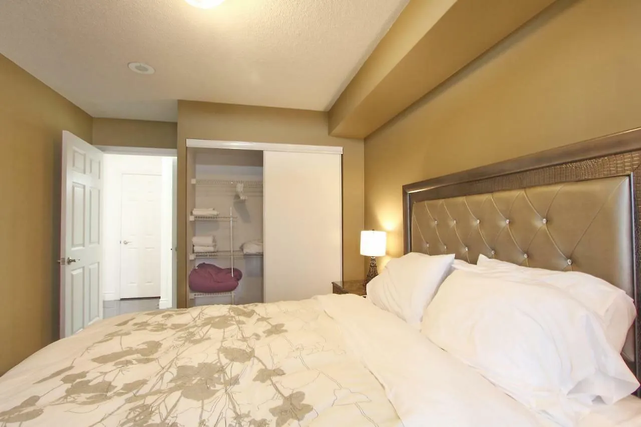 Pelicanstay In Harrison Garden Blvd Toronto Apartment